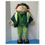 Standing St Patrickï¿½s Leprechaun 31ï¿½T