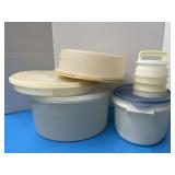 Tupperware lot