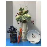 Kitchen floral vases & Oneida bowl