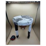 14ï¿½ x 11ï¿½ wooden cow themed milking stool