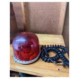 Vintage Teardrop red siren light ( see photos )