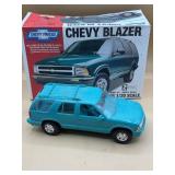 Lindberg 1/20 Scale Teal 1995 Chevrolet Blazer