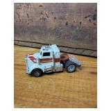 Vintage 1977 Ideal TCR Peterbilt Semi Truck