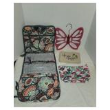 New with tag Vera Bradley Hanging makeup
