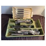 Set a vintage stainless steel, steak knives and