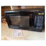 GE Microwave with booklet