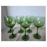 Very pretty set of 6 Vintage Green Glasses