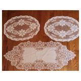 33x14' Long Lace Doilie and two matching 14x18'