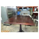 Wood Industries Pub Table +++