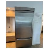 Thermador 36" Built in Bottom Freezer Refrigerator