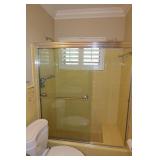 Tub Enclosure