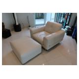 Natuzzi Edition Lounge chair & ottoman