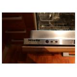 Miele 24" Incognito Dishwasher