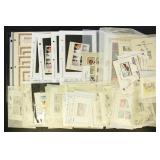 Worldwide Stamps Souvenir Sheet Accumulation, doze