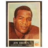 1965 Philadelphia Jim Brown Card, scratch across f
