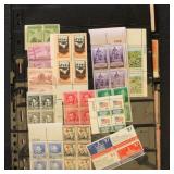 US Stamps Blocks & Plate Blocks 1920s-1960s on pag