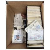 US & Worldwide Stamps in Bankers Box, thousands of