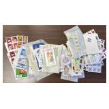US Stamps $330+ Face Value in Mint Booklets, mostl