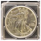 US Coins 2 Silver Eagles Uncirculated Group