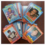 1971 Topps Football Cards 300+  includes mostly co