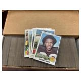 1975 Topps Football Cards near set 500+ different,
