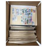Worldwide Stamps thousands on pages - mix of small