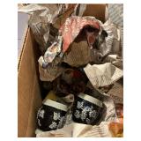 Assorted kitchen items