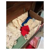 Assorted dining room linens