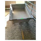 Rubbermaid garden cart