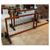 Free standing gates