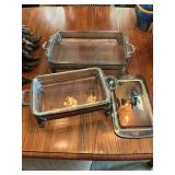 Casserole dish with holders