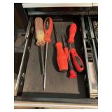 Content of drawer in toolbox