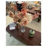 Assorted decor