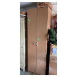 Pantry cabinet