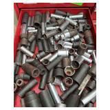 Contents of drawer in toolbox