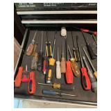 Contents of drawer in toolbox