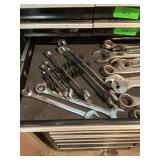 Contents of drawer in toolbox