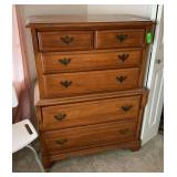 Wooden chest of drawers