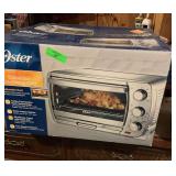 Oster convection countertop oven in box