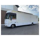 2001 Ford/Winnebago/Farber Specialty Vehicles mobile training unit bus.