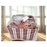 Peppermint Gingerbread Basket