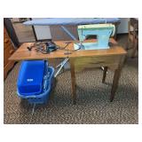 Singer Fashion Mate Sewing Machine with Cabinet