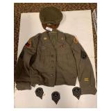 US Army Uniform Jacket & Hat with Patches
