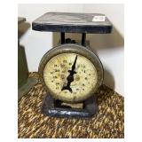 American Family Scale by American Cutlery Co.