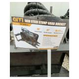 Skid steer stump grab bucket
