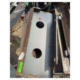 Mini skid steer attachment plate