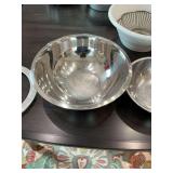 Stainless steel bowls