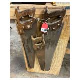 4 vintage Disston hand saws, 1 newer Disston about 30 years old