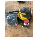 Dewalt orbital sander Model DWE6421