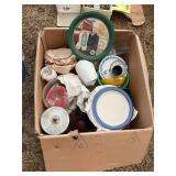 Large box of assorted kitchen items